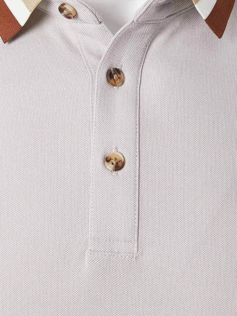 Urban Clay Polo – Elegante und nachhaltige Freizeitmode für Herren