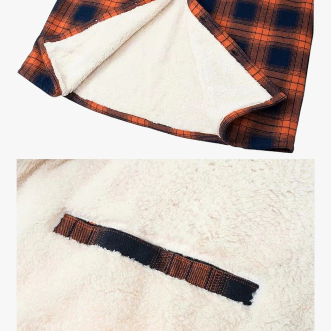 Gefütterte Herrenjacke mit Rautenmuster und Druckknöpfen