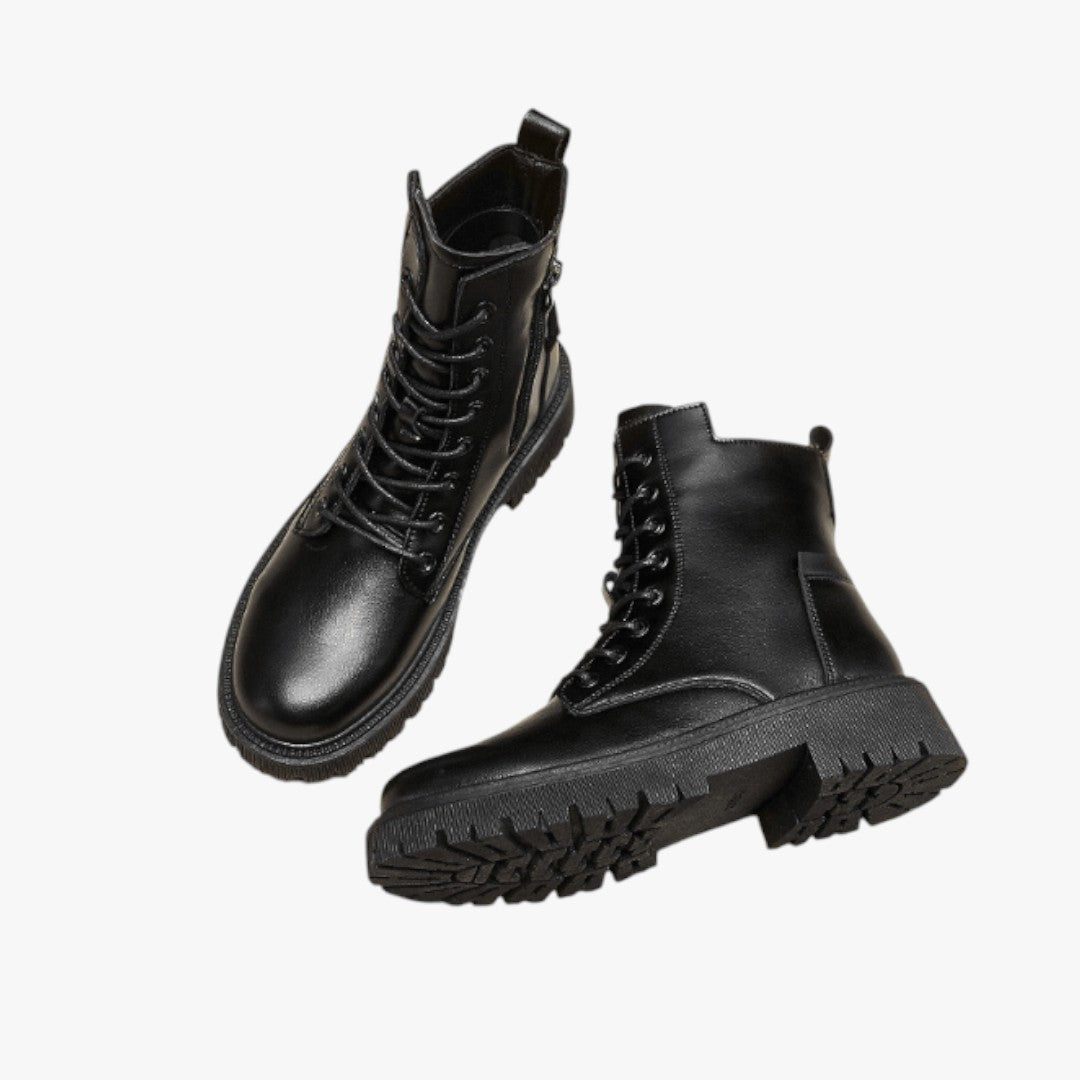 Hohe Damen Winterstiefel mit Futter und dicker Sohle