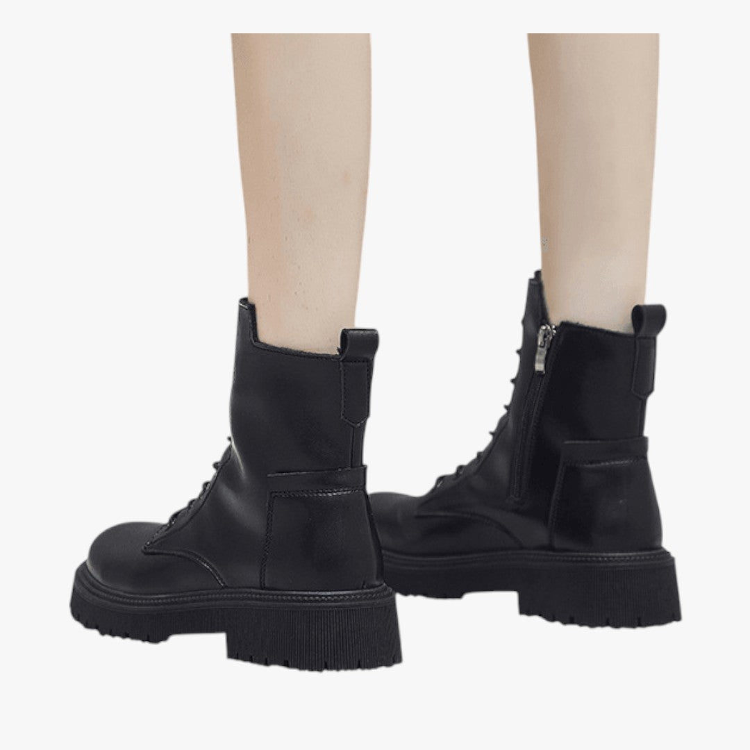 Hohe Damen Winterstiefel mit Futter und dicker Sohle