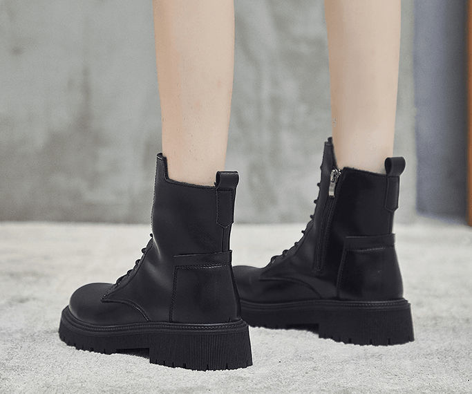 Hohe Damen Winterstiefel mit Futter und dicker Sohle