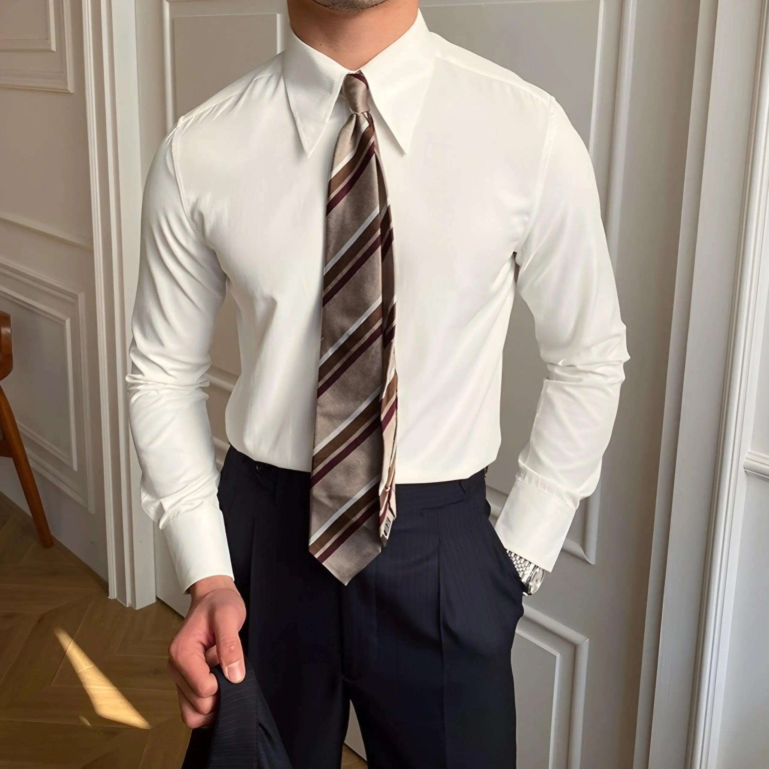 ZVNT shirts Elegantes Spearpoint-Kragenhemd für stilbewusste Herren