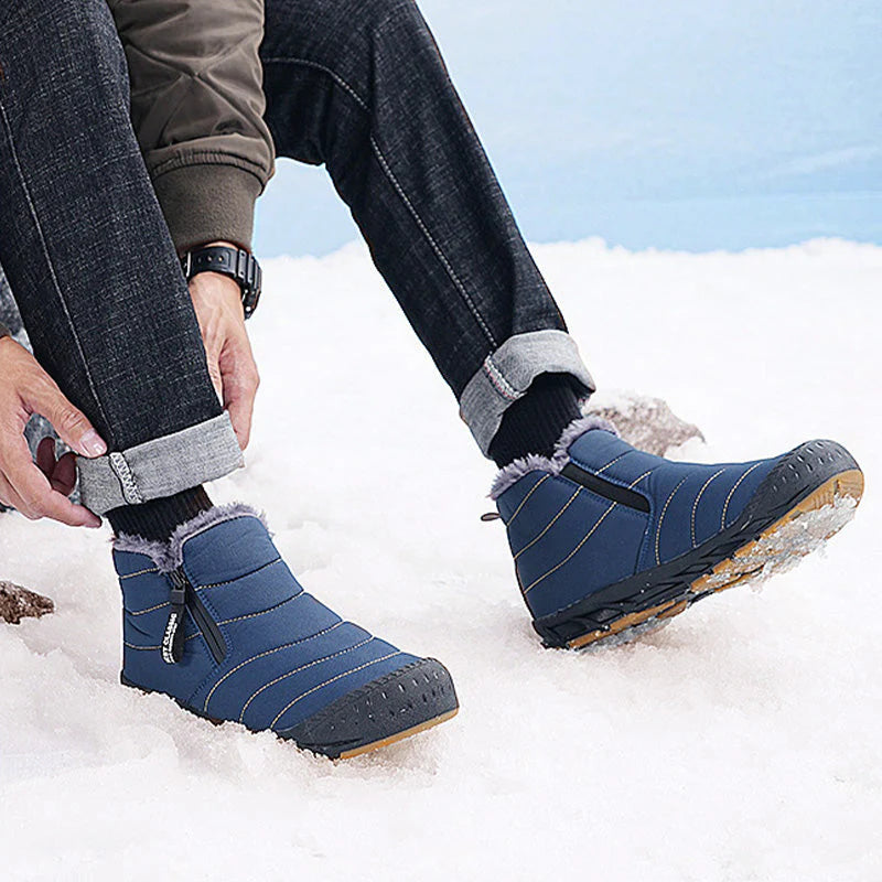 Gefütterte Herren Winterstiefel mit Reißverschluss