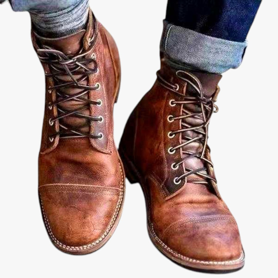 Hohe Herren Winterschuhe mit Schnürsenkeln