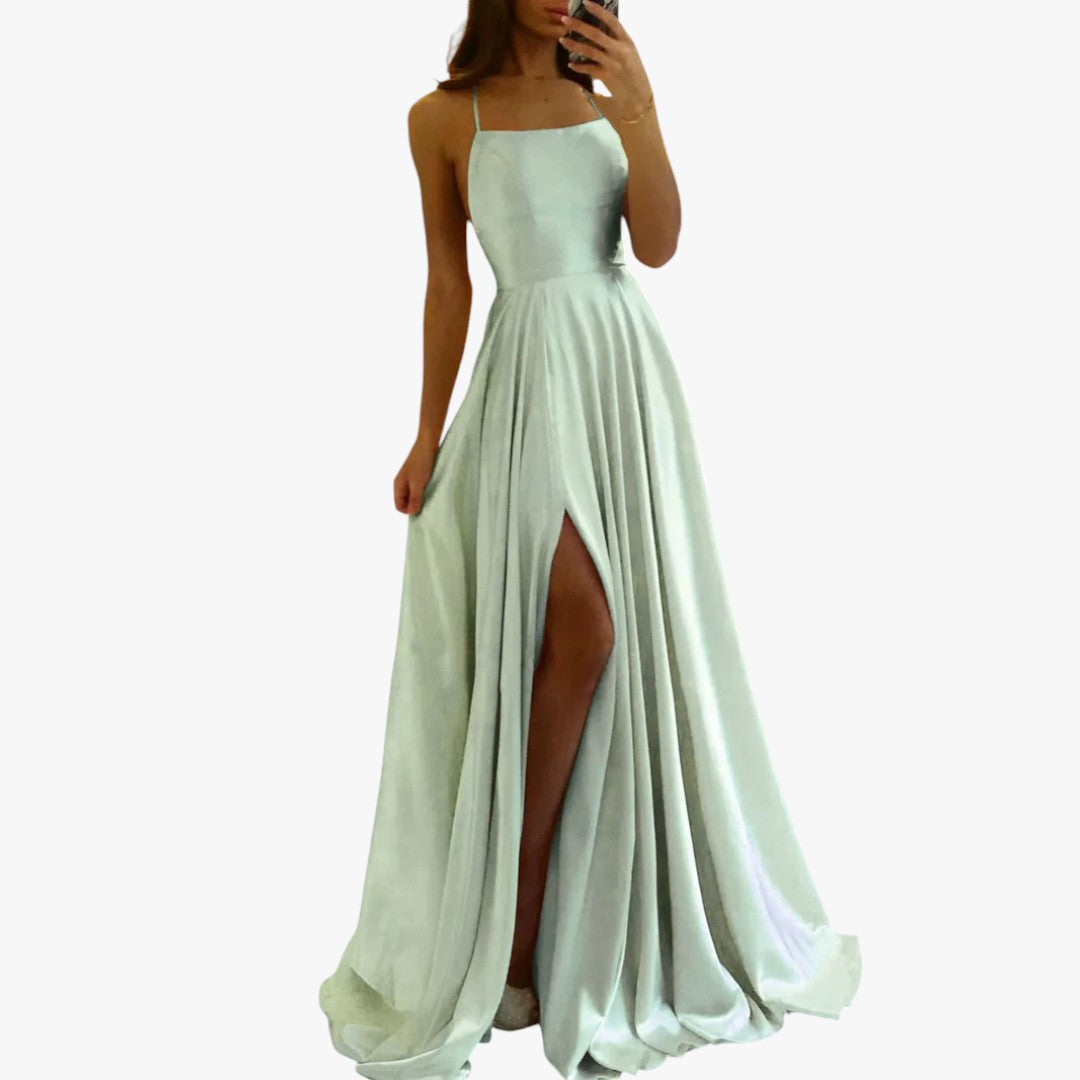 Damenballkleid mit hohem Schlitz für Weihnachten | Maxi