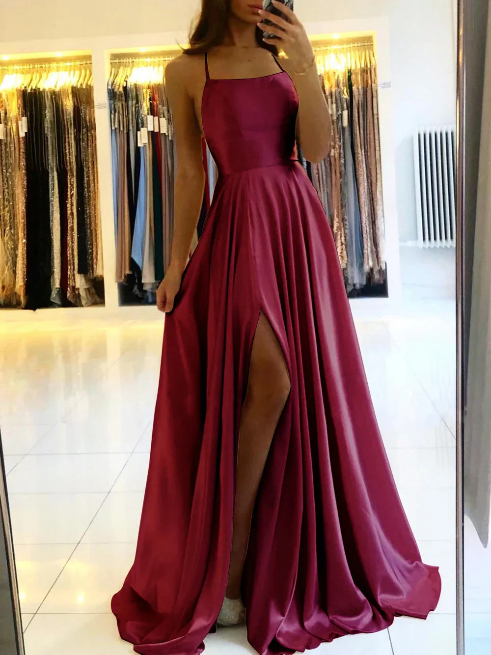 Damenballkleid mit hohem Schlitz für Weihnachten | Maxi