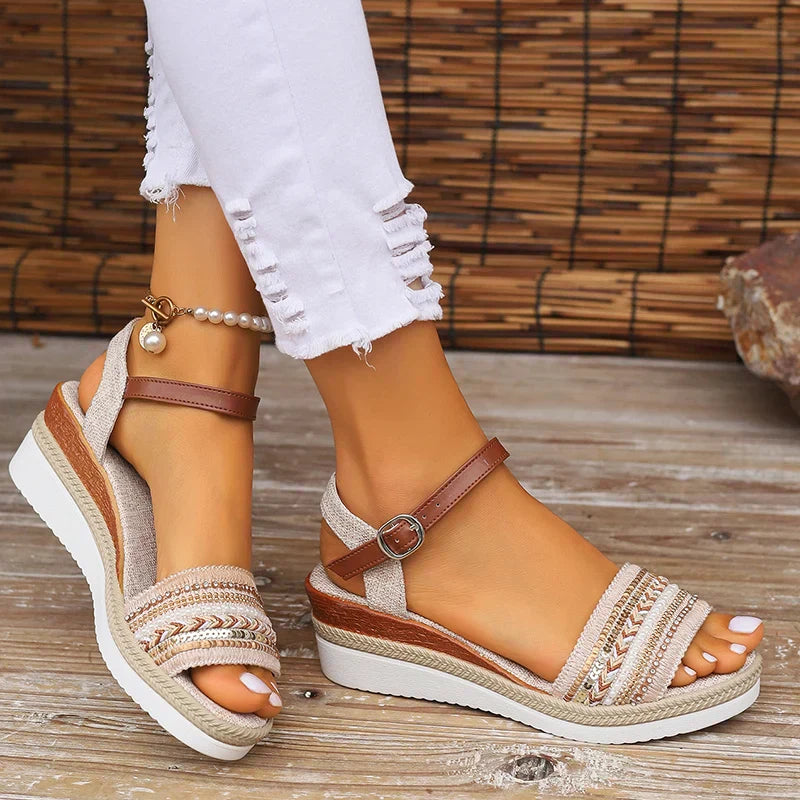 Damen Sandalen boho Stil mit Keilabsatz